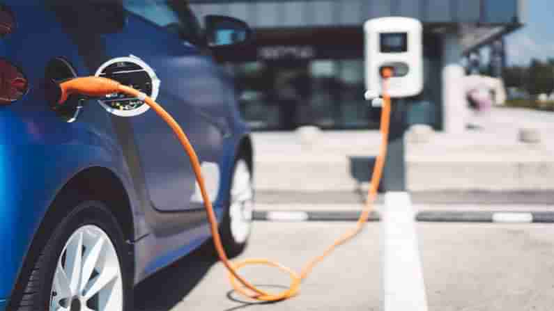 Electric Vehicles: ఎలక్ట్రిక్‌ వాహనాల వైపే భారతీయులు.. తాజాగా నిర్వహించిన సర్వేలో స్పష్టం