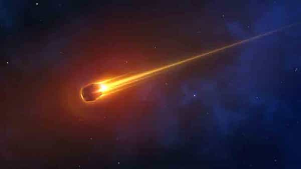 Fireball Video: అమెరికాలో కనిపించిన ఫైర్ బాల్స్.. ఆకాశం నుంచి దూసుకొచ్చిన నిప్పు రవ్వలు..