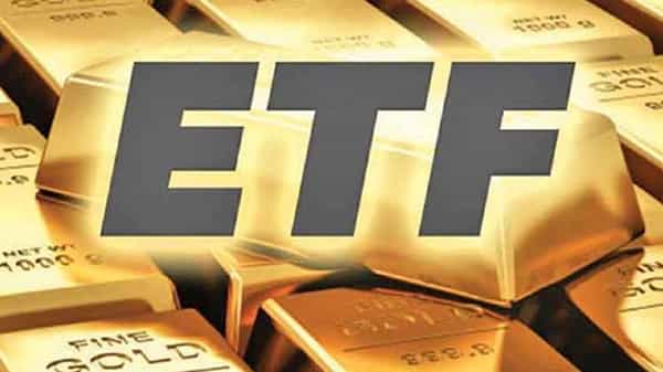 Gold ETF: బంగారం పై పెట్టుబడి పెట్టడానికి ఆసక్తి చూపిస్తున్న మదుపరులు..గోల్డ్ ఈటీఎఫ్ లో భారీగా పెట్టుబడులు!