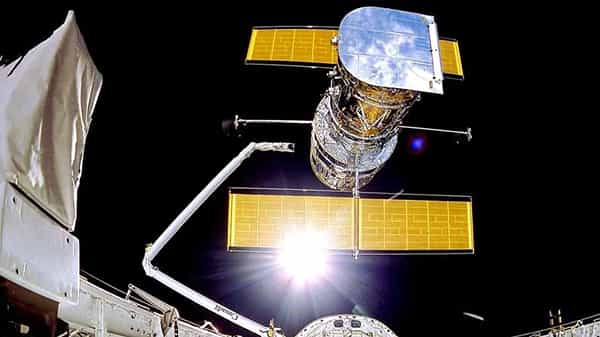 NASA: అంతరిక్ష ప్రియులకు గుడ్ న్యూస్.. హబుల్ టెలిస్కోప్ను సరి చేసిన నాసా.