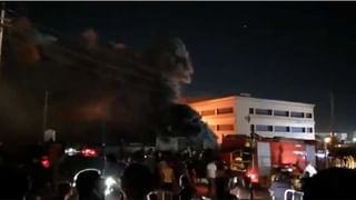 Pakistan: పాకిస్థాన్‌లో ఓ వైపు కరోనా వైరస్ నాలుగో వేవ్.. భారీగా కేసులు.. మరోవైపు విద్యార్థులకు పరీక్షలు నిర్వహించిన అధికారులు