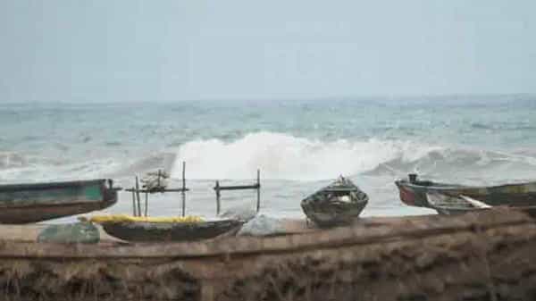 Kalingapatnam beach: శ్రీకాకుళం జిల్లా కళింగపట్నం బీచ్ దీన గాథ, కాలగర్భంలో కలిపేస్తారేమోనన్న ఆవేదన