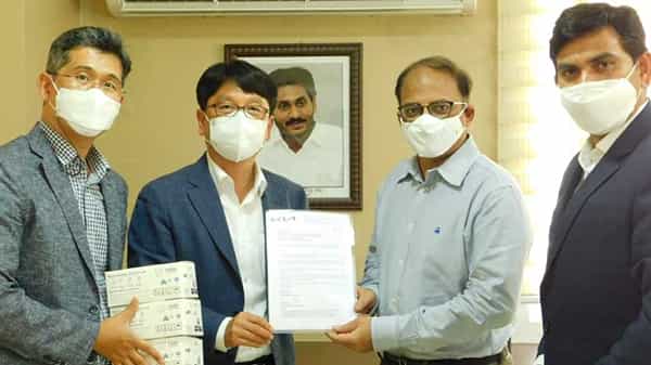 Kia India Aid: కోవిడ్పై ఫైట్.. ఏపీ ప్రభుత్వానికి బాసటగా కియా ఇండియా.. గతంలో రూ.5 కోట్ల సాయం.. తాజాగా