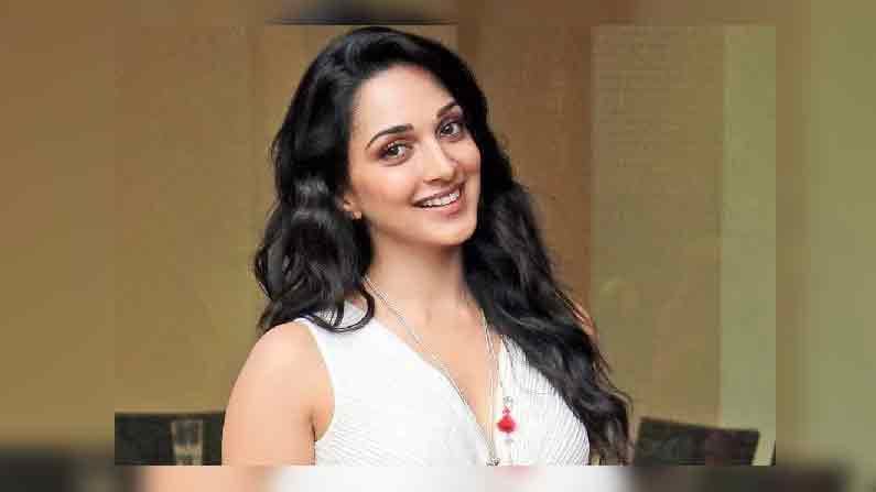 Kiara Advani: ఏంటమ్మ కియారా ఇలా చేసావు.. తప్పు కదు.. హీరోయిన్పై మండిపడుతున్న నెటిజన్లు..