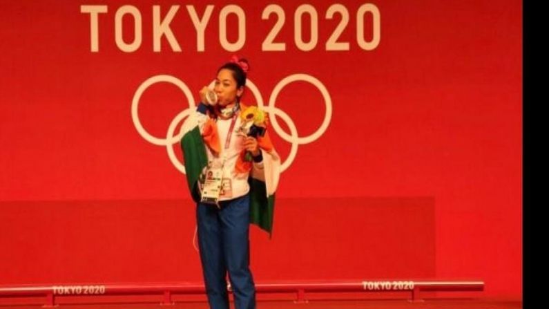 Tokyo Olympics 2021: రజత పతకం బంగారమయ్యేనా? మీరాబాయి చానుకి స్వర్ణం అందే ఛాన్స్.. ఎందుకో తెలుసా..!