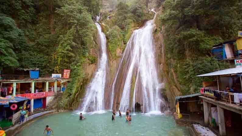 Mussoorie: ఆ పర్యాటక ప్రాంతం సందర్శించాలంటే.. కరోనా రిపోర్టు ఉండాల్సిందే.. లేకపోతే..