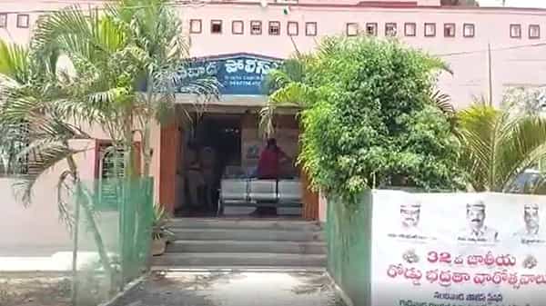 Devineni Uma : దేవినేని ఉమ వర్సెస్ వసంత...! వాటీజ్ దిస్.? రాళ్ళ దాడి, అరెస్టులపై బీజేపీ నేత వ్యంగ్యం
