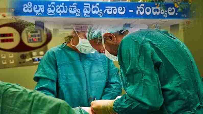 Doctors Negligence: నంద్యాల ప్రభుత్వ ఆస్పత్రిలో దారుణం.. కడుపులోనే గుడ్డ ముక్క ఉంచి కుట్లేసిన వైద్యులు.. స్కానింగ్‌లో బయటపడ్డ నిర్వాకం!