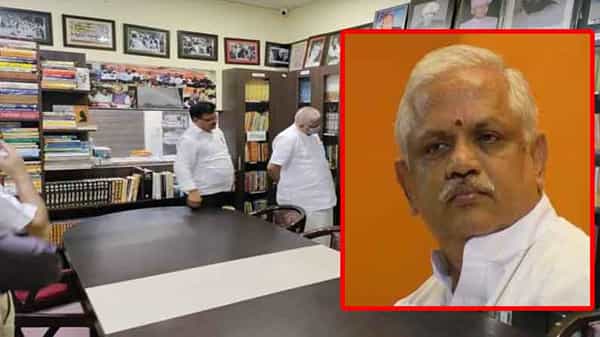 Karnataka CM: కొలిక్కి వచ్చిన కర్ణాటక సీఎం ఎంపిక వ్యవహారం.. కొత్త ముఖ్యమంత్రి ఎవరంటే..?