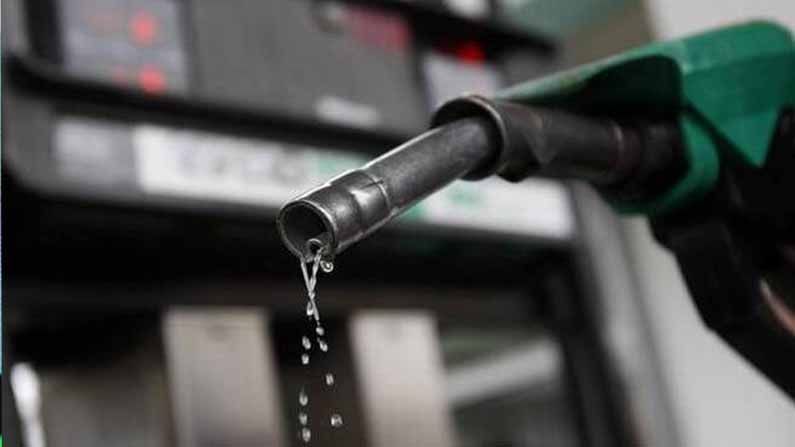 Petrol Diesel Price: పెట్రోల్ ధరల్లో పెద్దగా కనిపించని మార్పు.. ఏపీ, తెలంగాణల్లో మాత్రం..
