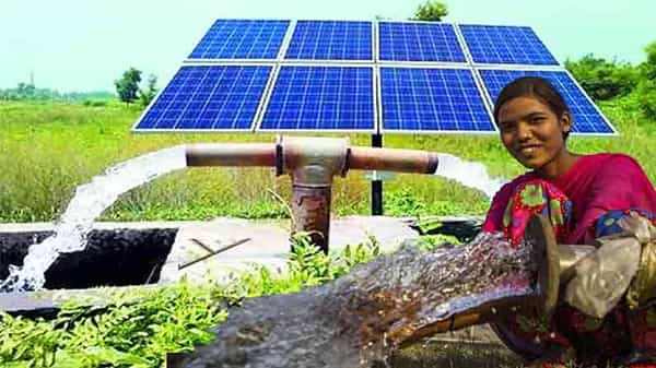PM Kusum: రైతులకు మరో గొప్ప అవకాశం.. వ్యవసాయ క్షేత్రంలోనే బిజినెస్.. ఎకరానికి లక్ష రూపాయల ఆదాయం..