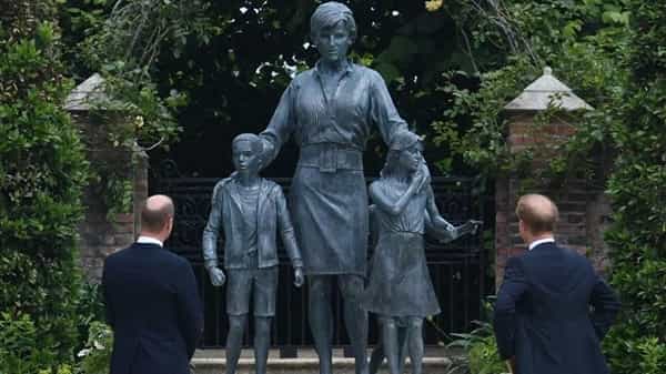 Princess Diana Statue: ప్రిన్సెస్ డయానా విగ్రహం ఆవిష్కరణ; ప్రిన్స్ విలియం, హ్యారీలపైనే అందరి ఆసక్తి..!