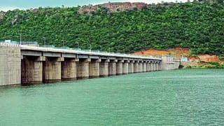 Andhra Pradesh:  కరోనా బాధిత గవర్నమెంట్ ఉద్యోగులకు శుభవార్త చెప్పిన ఏపీ సర్కార్..!