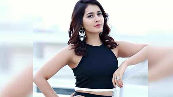 Raashi Khanna: సైకో కిల్లర్గా మారనున్న బాబ్లీ బ్యూటీ.. రాశిఖన్నా నయా వెబ్ సిరీస్