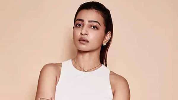 Radhika Apte: కొత్త అవతారమెత్తనున్న రాధికా ఆప్టే.. విక్రమ్ వేదా రీమేక్లో సరికొత్త పాత్రలో కనిపించనున్న..