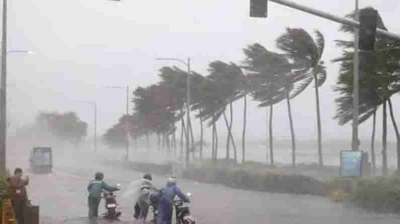 Weather Warnings: తెలంగాణలో మరో మూడు రోజుల పాటు భారీ వర్షాలు: హైదరాబాద్‌ వాతావరణ శాఖ