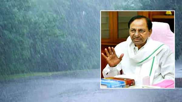 CM KCR: భారీ వర్షాలపై ముఖ్యమంత్రి కేసీఆర్ సమీక్ష.. అధికారులు అప్రమత్తంగా ఉండాలని సూచన..