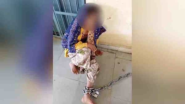 Man Ties Wife: అతడు శాడిస్ట్లకే శాడిస్ట్.. భార్యను 30 కిలోల గొలుసుతో బంధించాడు.. మూడు నెలలుగా నరకయాతన..!