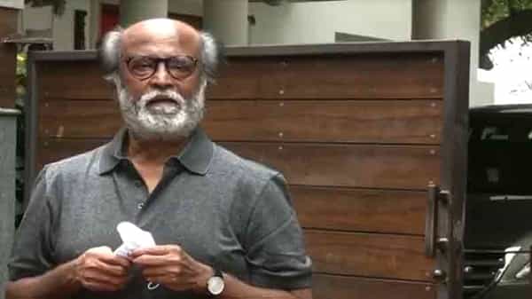 Rajinikanth Confirms: పొలిటికల్ రీ ఎంట్రీపై క్లారిటీ ఇచ్చిన సూపర్ స్టార్.. మక్కళ్ మండ్రంను రద్దు చేస్తూ ప్రకటన..