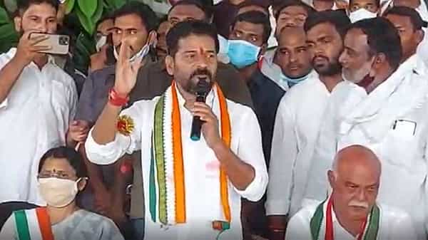 Revanth Reddy : ఇంద్రవెళ్లి గడ్డమీద లక్ష మందితో దండు కట్టి దళిత, గిరిజన దండోరా మోగిస్తాం : రేవంత్ రెడ్డి