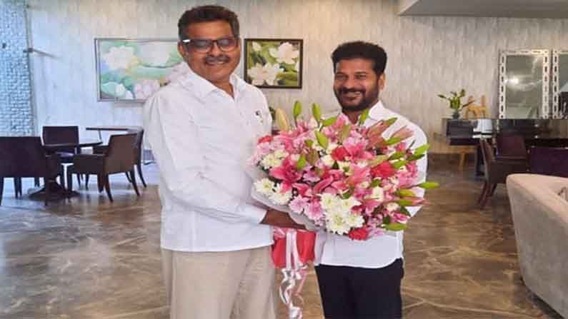 Revanth meets Konda: విశ్వేశ్వర్‌రెడ్డిని కలిసిన రేవంత్‌రెడ్డి.. కాంగ్రెస్‌లోకి అహ్వానం.. నిరుద్యోగ దీక్షలో పాల్గొంటా: కొండా