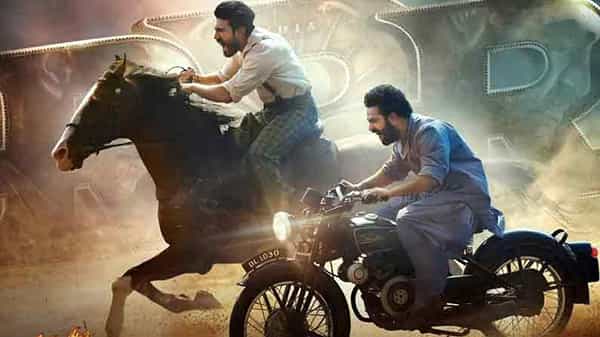 RRR Movie : జక్కన్నా మజాకా.. అదిరిపోయే ఆ సాంగ్ కోసం ఉక్రెయిన్కు పయనమైన ఆర్ఆర్ఆర్ టీమ్