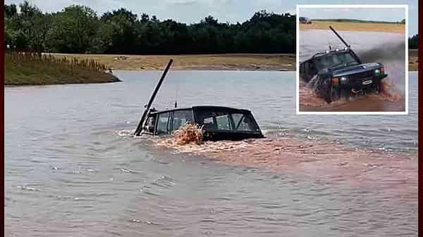Land Rover - submarine: రోడ్డుపై.. నీటిలో దూసుకుపోతుంది.. ల్యాండ్ రోవర్ కారును జలాంతర్గామిగా మార్చాడు..