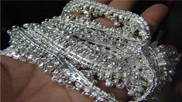 Silver Price Today : స్థిరంగా వెండి ధరలు.. దేశంలోని ప్రధాన నగరాల్లో రేట్లు ఎలా ఉన్నాయంటే..?