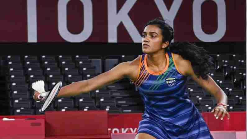 PV Sindhu: టోక్యో ఒలంపిక్స్‌లో కొనసాగుతున్న పీవీ సింధు జైత్ర యాత్ర.. పతకానికి మరో అడుగు దూరంలో తెలుగుతేజం