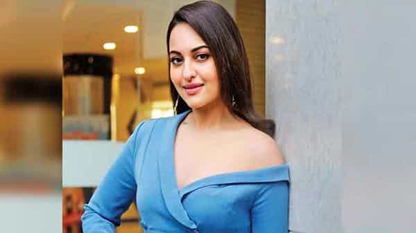 Sonakshi Sinha: సంజయ్ లీలా భన్సాలీ వెబ్ సిరీస్లో సోనాక్షి సిన్హా.. ఛాలెంజింగ్ రోల్లో కనిపించనున్న..
