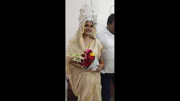 ఇక్కడ పోటీ చేయాలని ఎంత ప్రయత్నించినా వీలుకాలేదు. కానీ.. యూపీలో ఏకంగా జిల్లా పీఠాన్నే కైవసం చేసుకుంది. ఇంతకీ ఎవరీమె.?