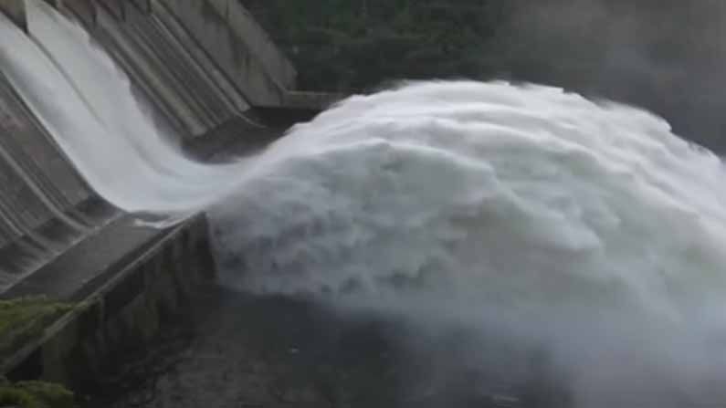 Srisailam dam : శ్రీశైలం ప్రాజెక్టు గేట్లు ఎత్తివేత.. ఏడేళ్ల తర్వాత అద్భుతం
