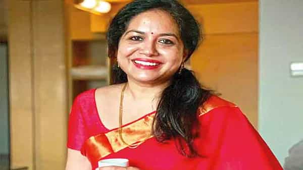 Singer Sunitha: నాకు ప్రాణభిక్ష పెట్టిన దేవత సునీత గారు.. అభిమాని పోస్ట్ పై సింగర్ ఎమోషనల్..