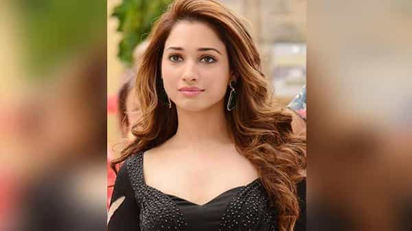 Tamannah: అందంగా ఉండటానికి అసలు సిక్రెట్ అదే.. షాకింగ్ విషయాలను చెప్పిన మిల్కీబ్యూటీ..