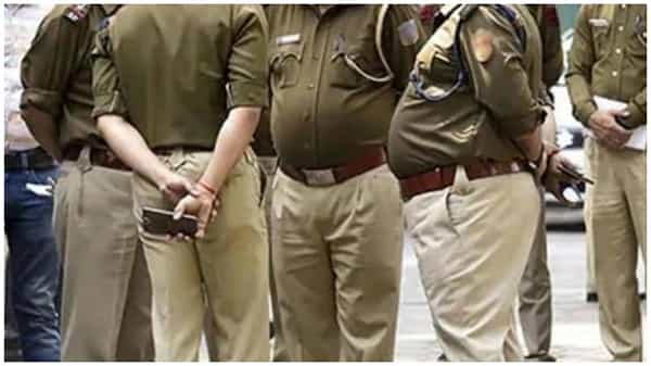 లోని పై కేసులో 11 మందిపై యూపీ పోలీసుల చార్జిషీట్.. మళ్ళీ ట్విటర్ పై ఎఫ్ఐఆర్ దాఖలు