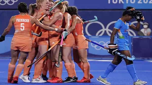 Tokyo Olympics 2021: నిరాశ పరచిన భారత మహిళా హాకీ జట్టు.. నెదర్లాండ్ చేతితో 1-5 గోల్స్ తేడాతో ఓటమి