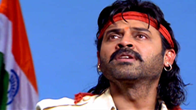 విక్టరీ వెంకటేష్ హీరోగా నటించిన శుభాష్ చంద్ర బోస్ సినిమా కూడా దేశభక్తి నేపథ్యంలో తెరకెక్కింది. ఈ సినిమాలో వెంకటేష్ నటన ఆకట్టుకుంది.
