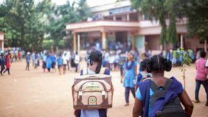 AP Schools Re-open: ఏపీలో స్కూల్స్ రీ ఓపెన్‌పై ట్విస్ట్... హైకోర్టుకు వెళ్లిన వ్యవహారం