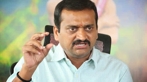 Bandla Ganesh: పవన్ కళ్యాణ్ ఫ్యాన్స్ స్పెషల్ రిక్వెస్ట్.. కాదనలేకపోయినా బండ్ల గణేశ్.. ఆసక్తికర ట్వీట్..