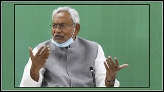 Political War: ఒకే పార్టీ- రెండు వర్గాలు.. మాజీ మంత్రి వర్సెస్ MLA.. ఖమ్మం జిల్లాలో కత్తులు నూరుతున్న నేతలు..