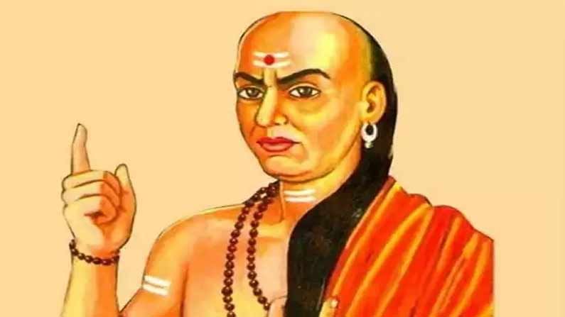 Chanakya Niti: నాయకుడిగా ఉండాలంటే.. ఈ మూడు లక్షణాలు ఖచ్చితంగా ఉండాలి.. అవేంటంటే!