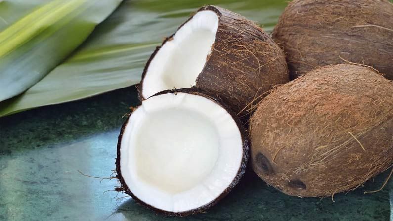 Coconut Benefits: కొబ్బరి మ్యాజిక్ ఫ్రూట్.. దేవుడికి నైవేధ్యంగానే కాదు.. ఆరోగ్యానికి  కూడా ఎంతో మేలు