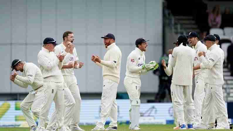 Ashes Series: యాషెస్ సిరీస్‌కు ముందు ఇంగ్లండ్‌ టీంలో సంక్షోభం.. ఆస్ట్రేలియా ఆంక్షలపై ఇంగ్లీష్ ఆటగాళ్ల తిరుగుబాటు.. దాదాపు 10 మంది దూరమయ్యే ఛాన్స్?