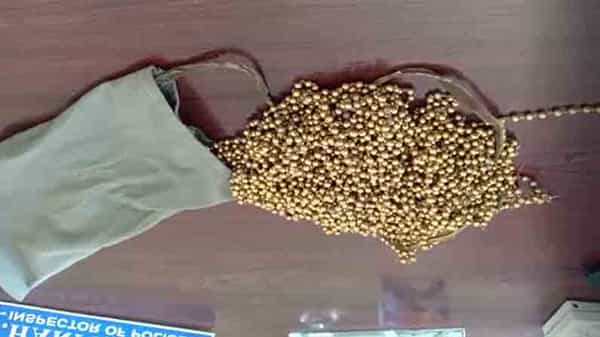 Fake Gold: రూ.7లక్షలకే మూడు కిలోల బంగారం.. అప్పు చేసి మరీ కొనుగోలు చేసిన రైతు.. తీరా ఇంటికెళ్లి చూస్తే..!