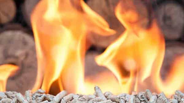 Hyderabad: బ్యాంకులో అగ్ని ప్రమాదం.. అధికారుల అప్రమత్తతతో తప్పిన పెను ముప్పు..