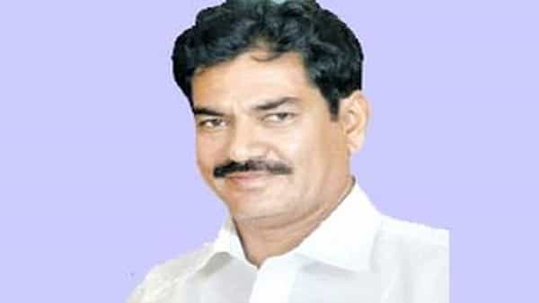 Giridhar: టాలీవుడ్లో విషాదం.. అనారోగ్యంతో శుభముహూర్తం దర్శకుడు మృతి..