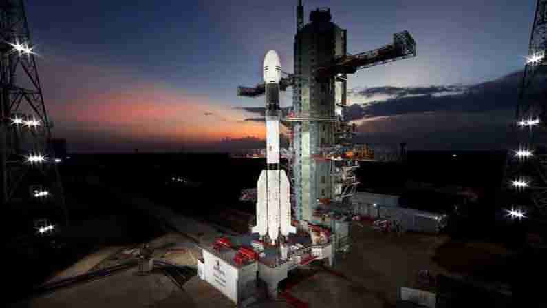 GSLV: జీఎస్ఎల్వీ కౌంట్ డౌన్ ప్రారంభం.. దేశ రక్షణ వ్యవస్థకు, విపత్తుల నిర్వహణకు ఉపకరించనున్న శాటిలైట్