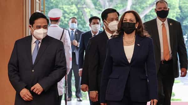 Havana Syndrome: అఫ్గానిస్తానీయుల తరలింపులో అంతు చిక్కని సమస్య.. అదృశ్య శక్తులు దాడి చేస్తున్నాయంటున్న అమెరికా అధికారులు..