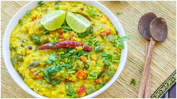 Health Benefits: జీర్ణ వ్యవస్థను ఆరోగ్యంగా ఉంచేందుకు ఈ ఆహార పదార్థాలను తినండి..