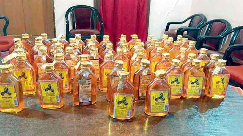 Illegal liquor: అక్రమ మద్యం కేసులో ఏపీ మంత్రి అనుచరులు అరెస్ట్.. తీగ లాగితే కదిలిన డొంక